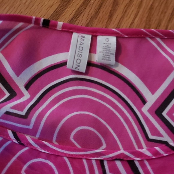 Top - Picture 2 of 2